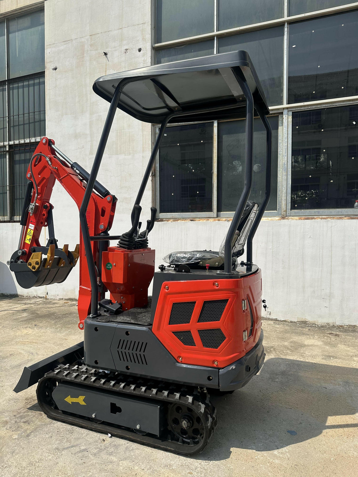 1 Ton Mini Excavator B&S 13.5HP Gasoline Engine | AGT-DJ14