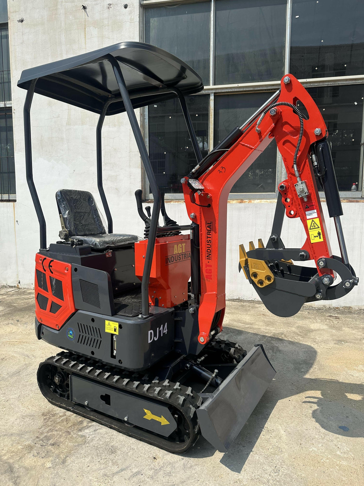 1 Ton Mini Excavator B&S 13.5HP Gasoline Engine | AGT-DJ14