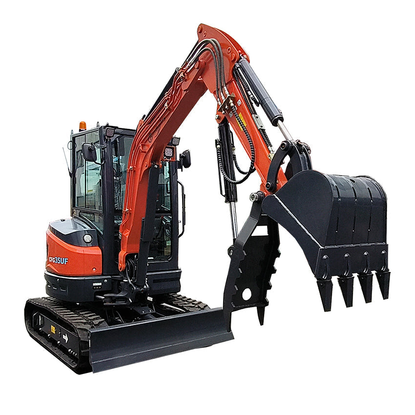 2.8 Ton Mini Excavator Kubota Diesel Engine w/ Enclosed Cab | CFG35UF