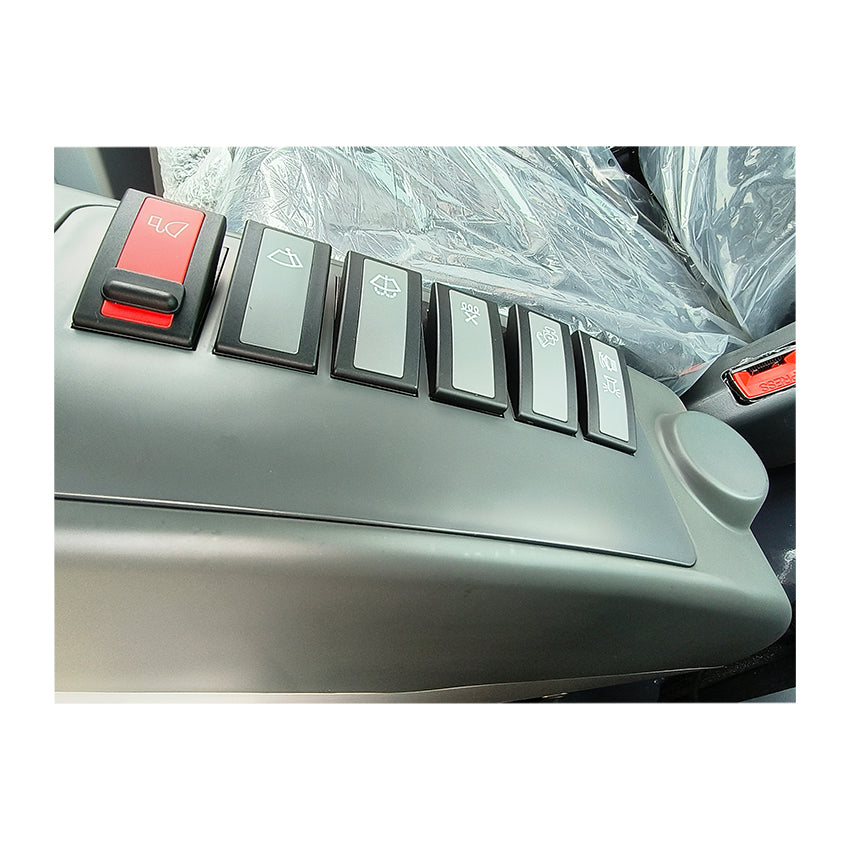 2.8 Ton Mini Excavator Kubota Diesel Engine w/ Enclosed Cab | CFG35UF