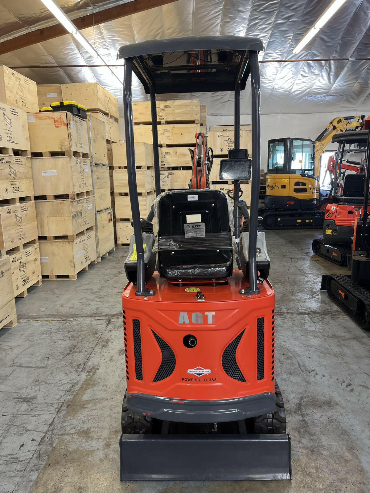 1.1 Ton Pro Mini Excavator EFI Engine w/ Two Speed & Pilot Control | DM12X-PLUS
