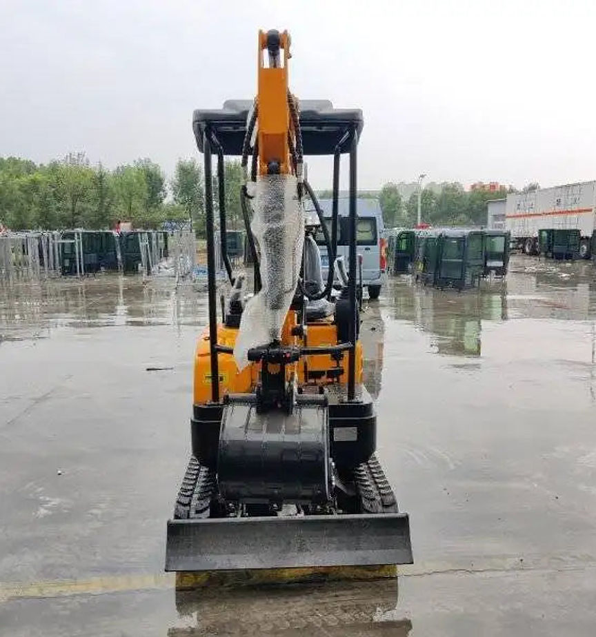 TYPHON TERROR XVIII Mini Excavator 4000lbs USA KUBOTA D902 + 12″ DIGGING BUCKET