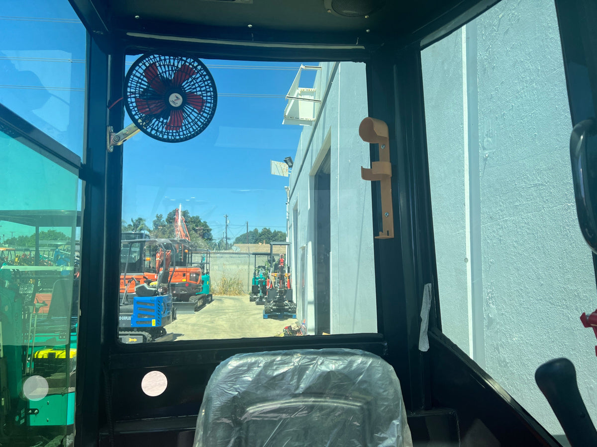 QK30K 2.8-Ton Mini Excavator w/ Kubota Diesel Cab