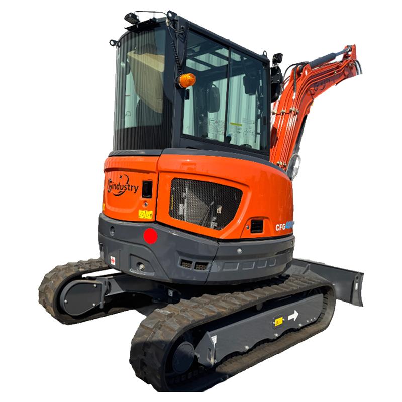 4 Ton Mini Excavator Kubota Diesel Engine w/ A/C & Thumb | CFG-40UF