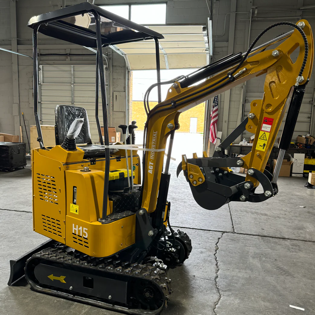 1 Ton Mini Excavator RATO 13.5HP Gasoline w/ Pilot Control | AGT-H15R