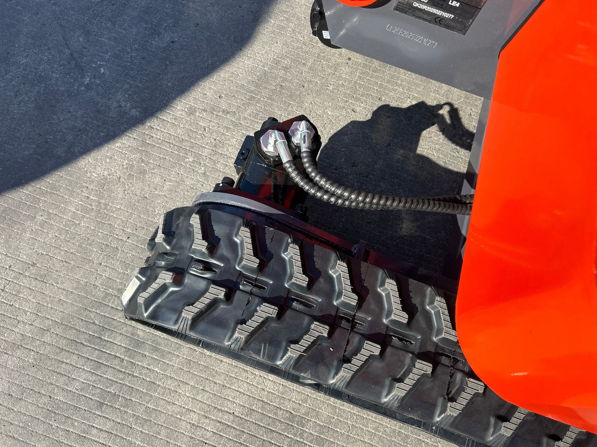 1 Ton Mini Excavator Rato 23HP Engine w/ A/C Enclosed Cab | QK20R