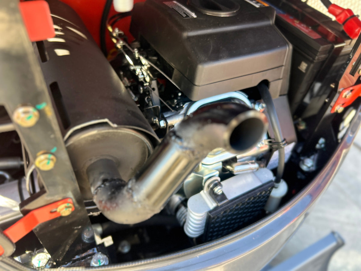 1 Ton Mini Excavator Rato 23HP Engine w/ A/C Enclosed Cab | QK20R