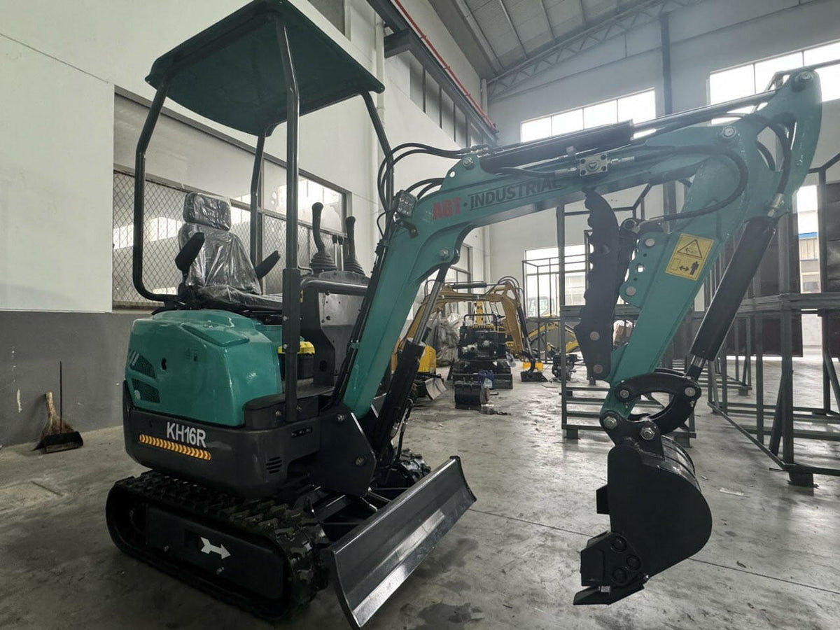1 Ton Mini Excavator RATO 13.5HP Gasoline w/ Hydraulic Thumb | AGT-KH16R