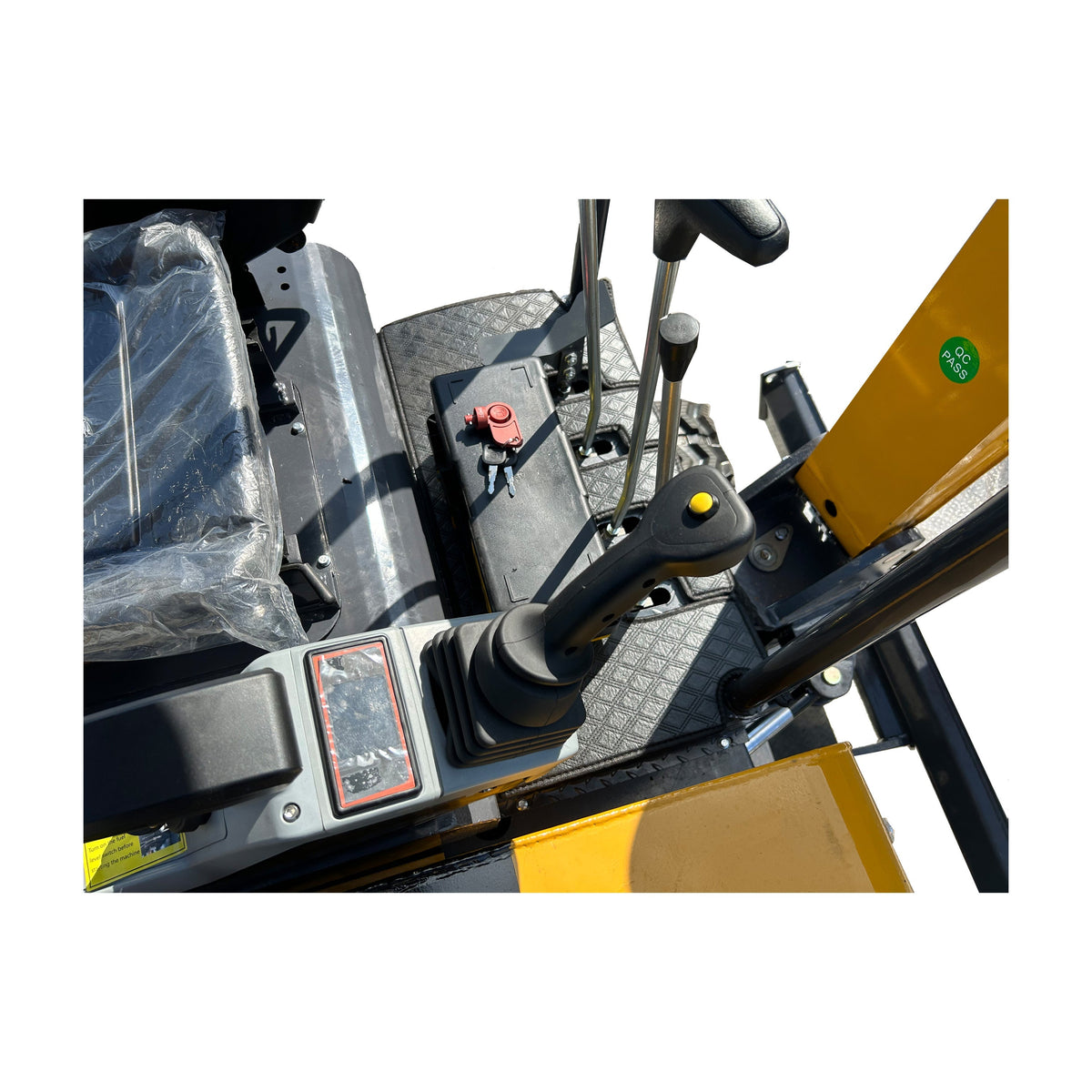 1.1 Ton Mini Excavator Rato 28HP Engine w/ Pilot Control & Thumb | MX50R