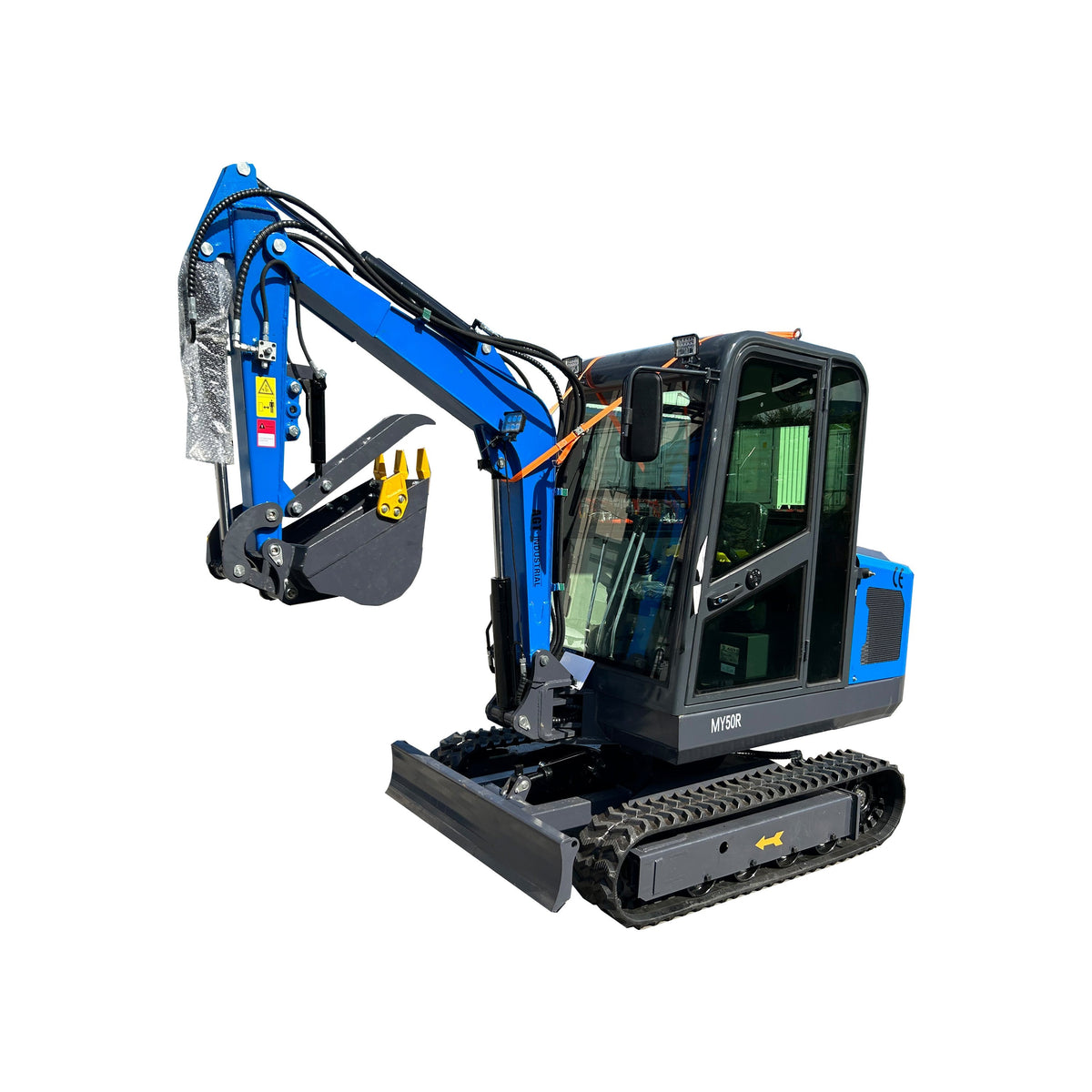 2 Ton Mini Excavator Rato 28HP Enclosed Cab w/ Hydraulic Thumb | MY50R