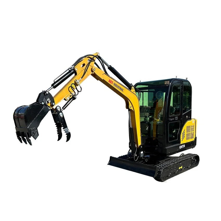 1.8 Ton Mini Excavator Kubota D902 Diesel 51" Width 7' Dig Depth w/ Thumb | QNT30
