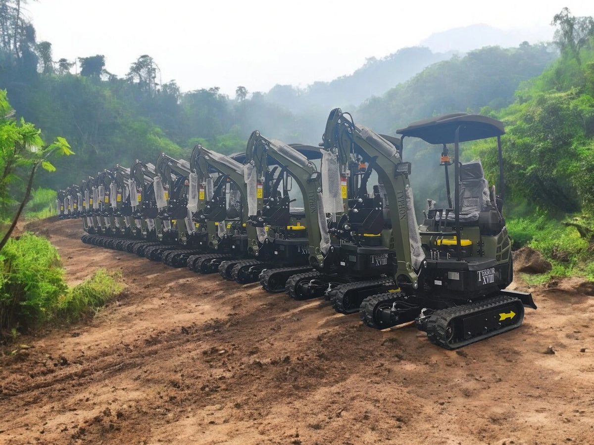 2026 4000 lb Typhon Terror XVIII Mini Excavator Rubber Track with Kubota Diesel